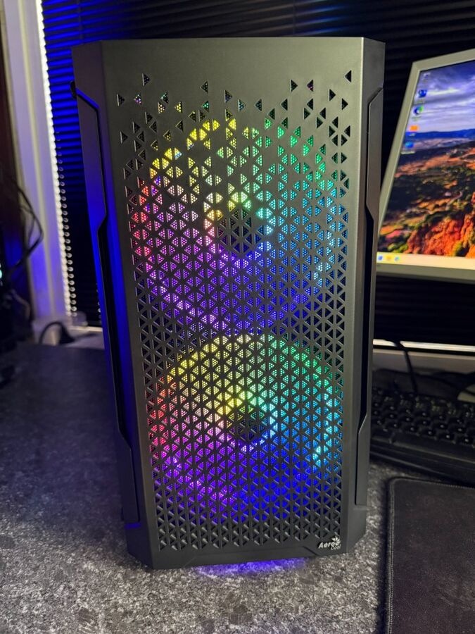 Herný počítač Ryzen 3 4100 / RX 580 4GB / 12GB / SSD+HDD - 9