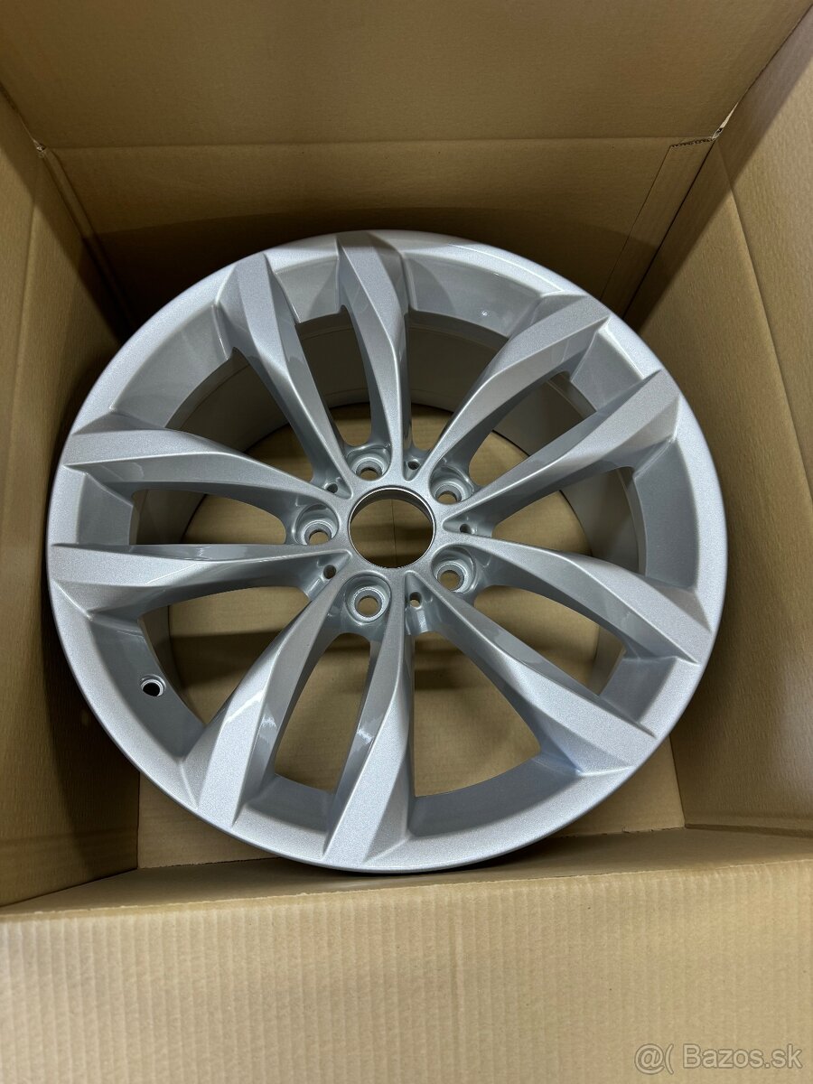 Nové kola r18 5x120 originál Bmw dvourozmer - 9