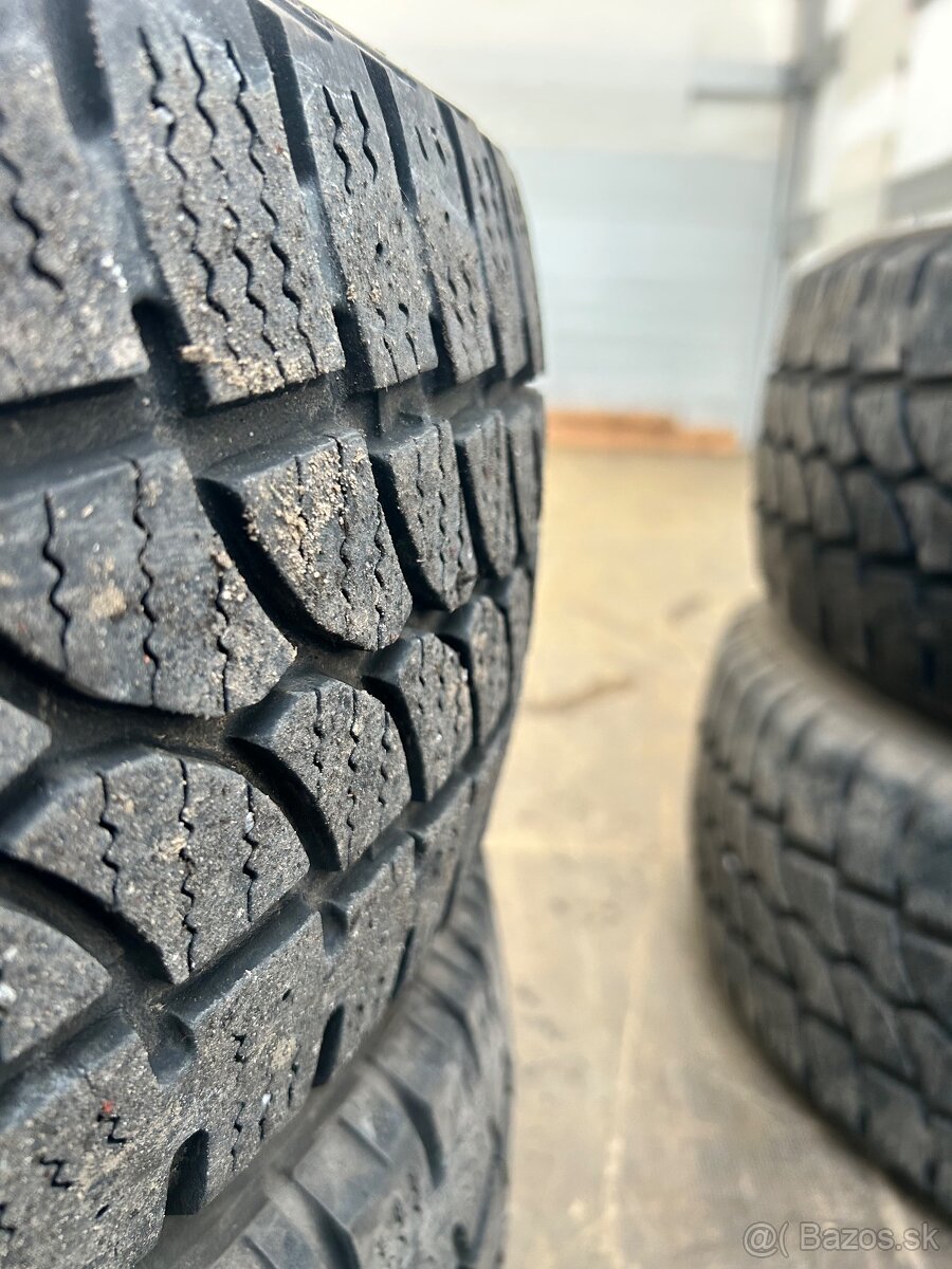 Zimne pneu 225/65 R16C - 9