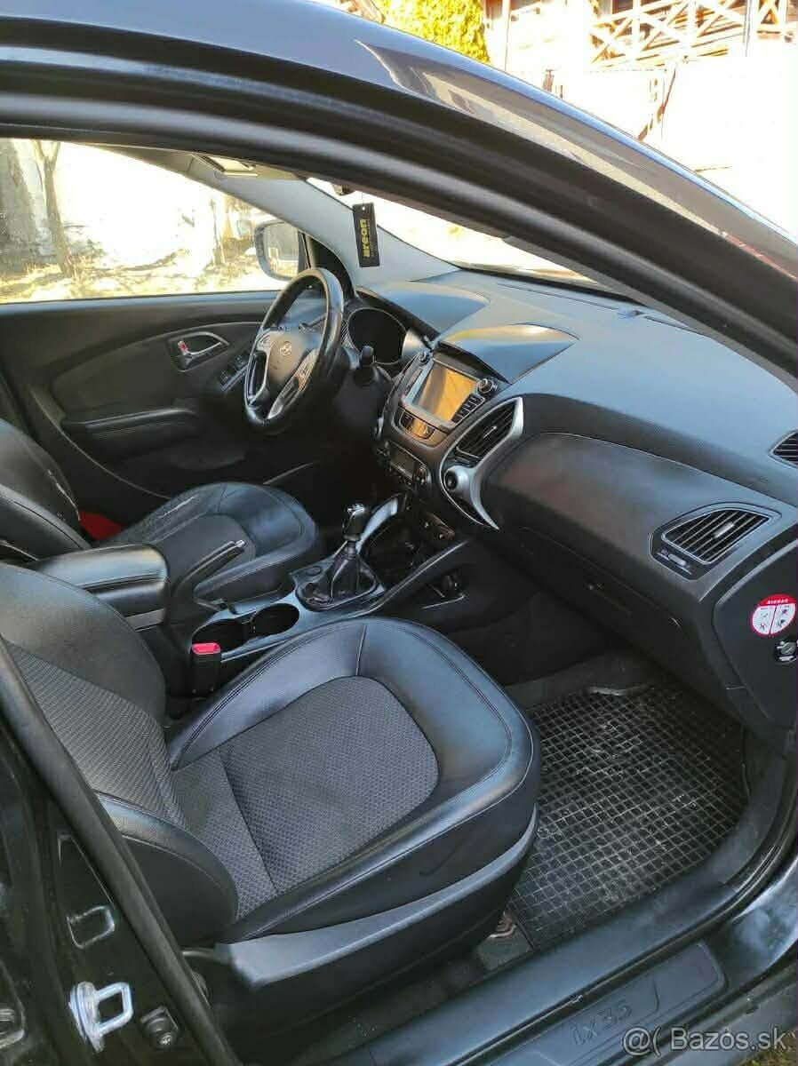Hyundai ix35 2.0 CRDi 4x4 100KW - 9