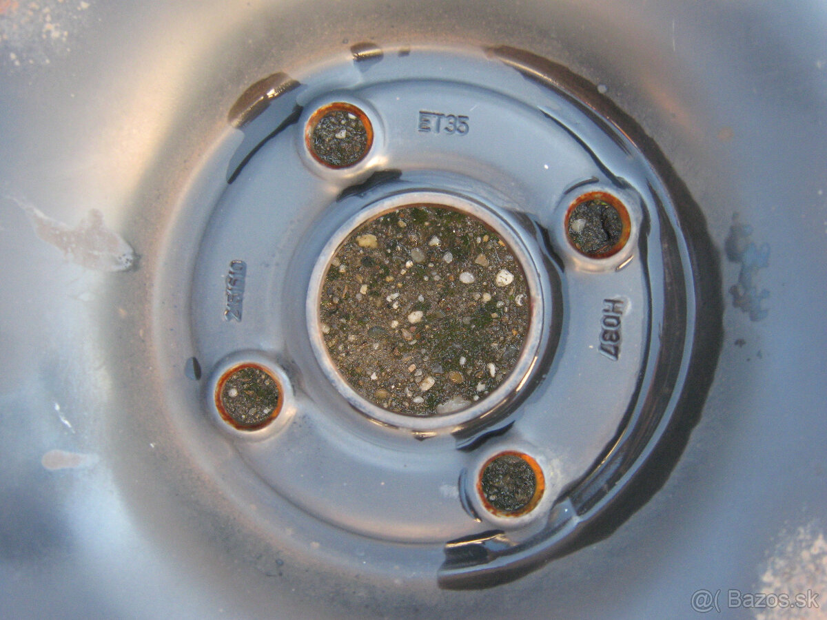 toyota aygo 2,15" - 9