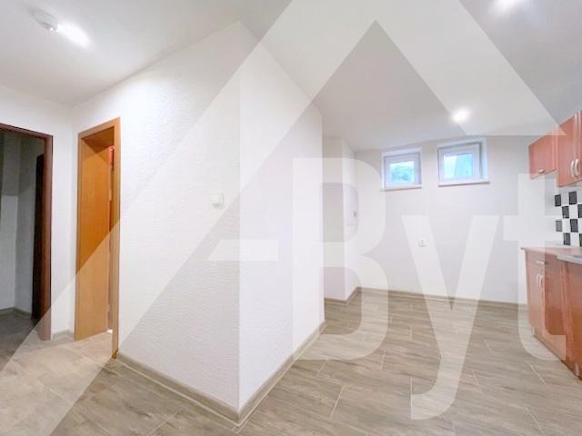 1- IZBOVÝ TEHLOVÝ BYT PO NOVEJ REKONŠTRUKCII, PLAVISKO - 9