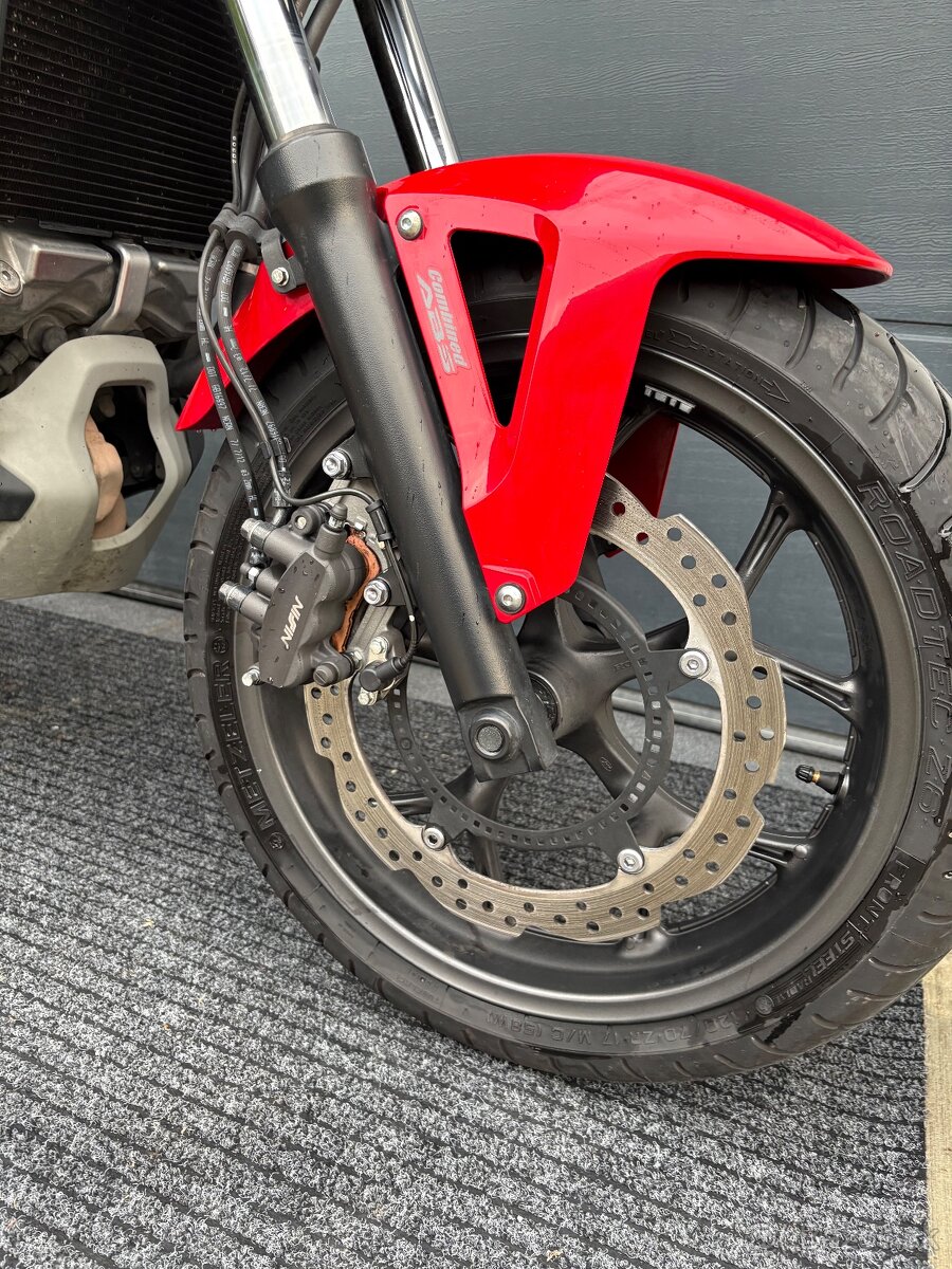 Honda NC700X ABS - 9