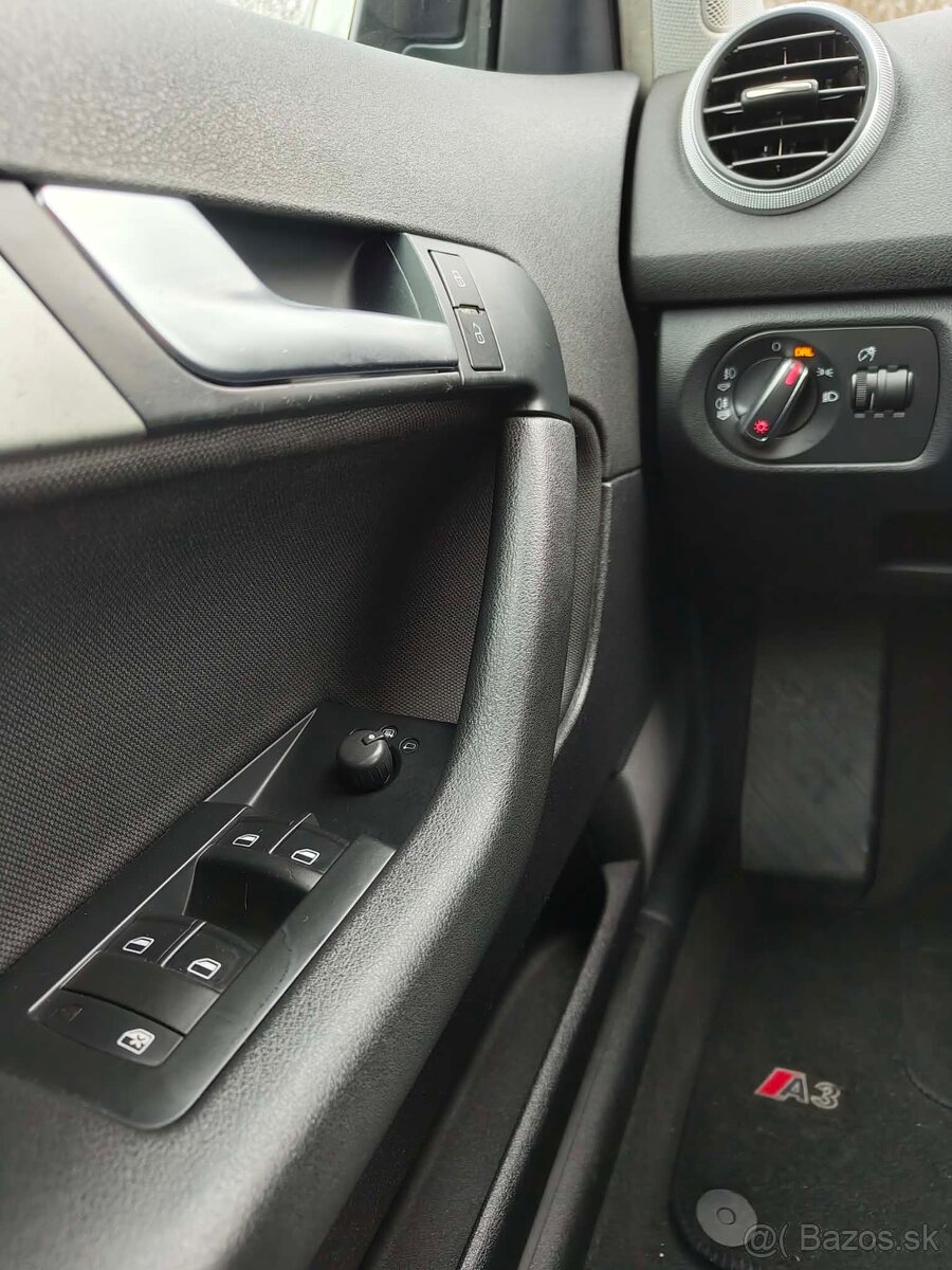 Audi A3 Sportback 1.8 T FSI Attraction S tronic - 9