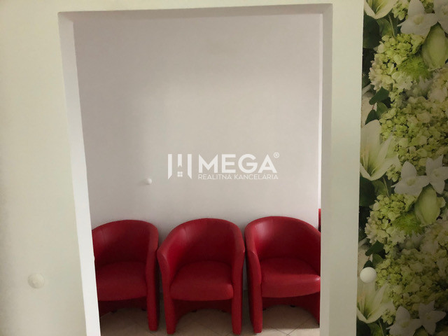 SKVELÁ PONUKA – POLYFUNKČNÝ OBJEKT NA PREDAJ | SNINA - 9