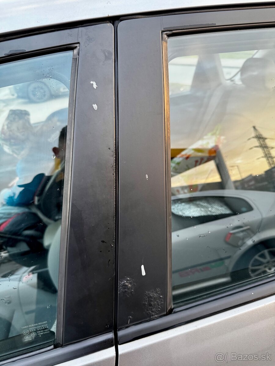 MAZDA 3: Japonská klasika, čo ťa nesklame - 9