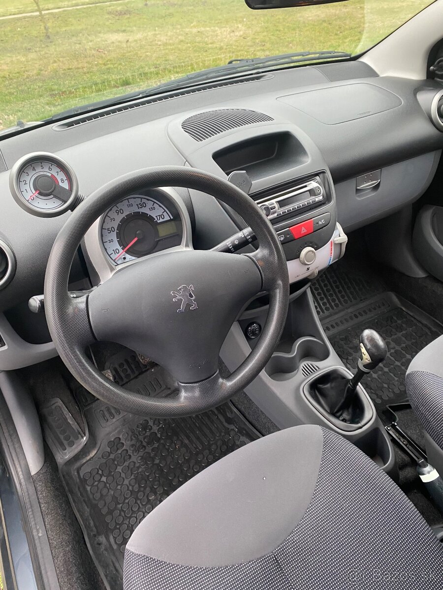 Peugeot 107 - 9