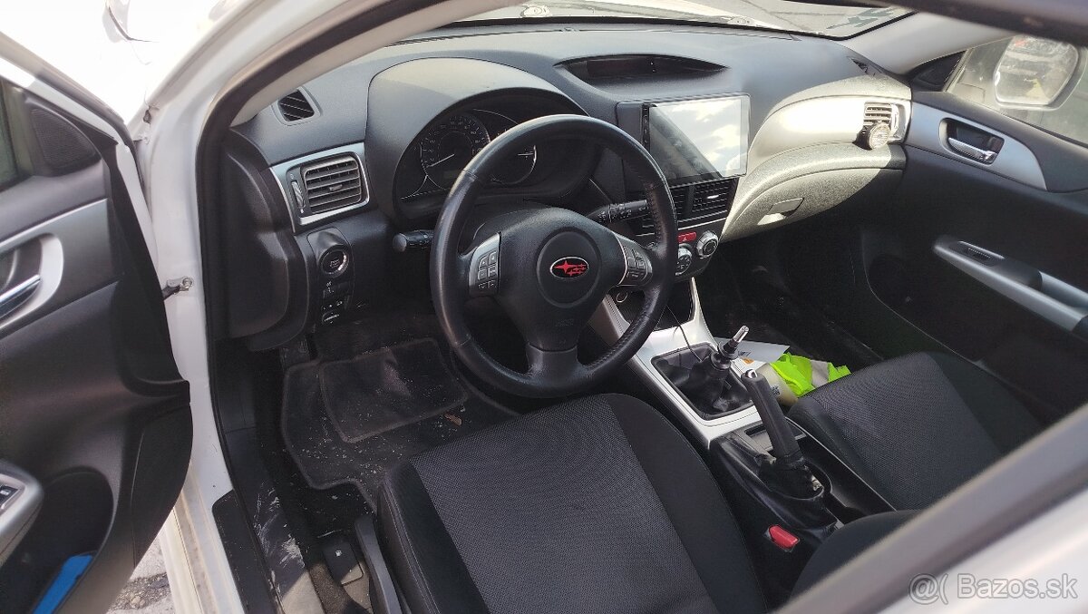 Subaru Impreza - 9