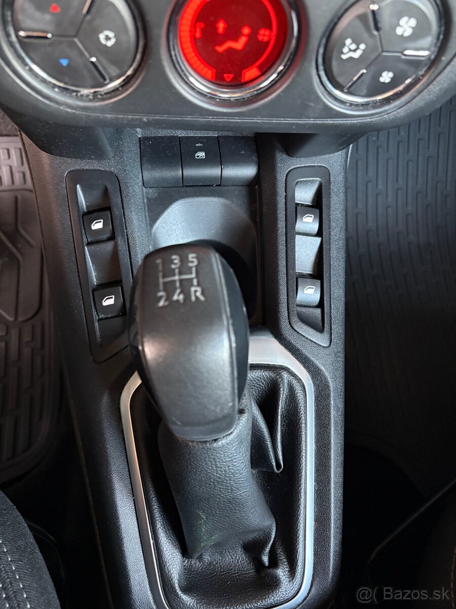 Peugeot 301 HDI prvý majiteľ - 9