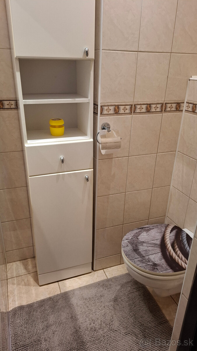 Na predaj 6i rodinný dom v tichej časti mesta Senica. - 9