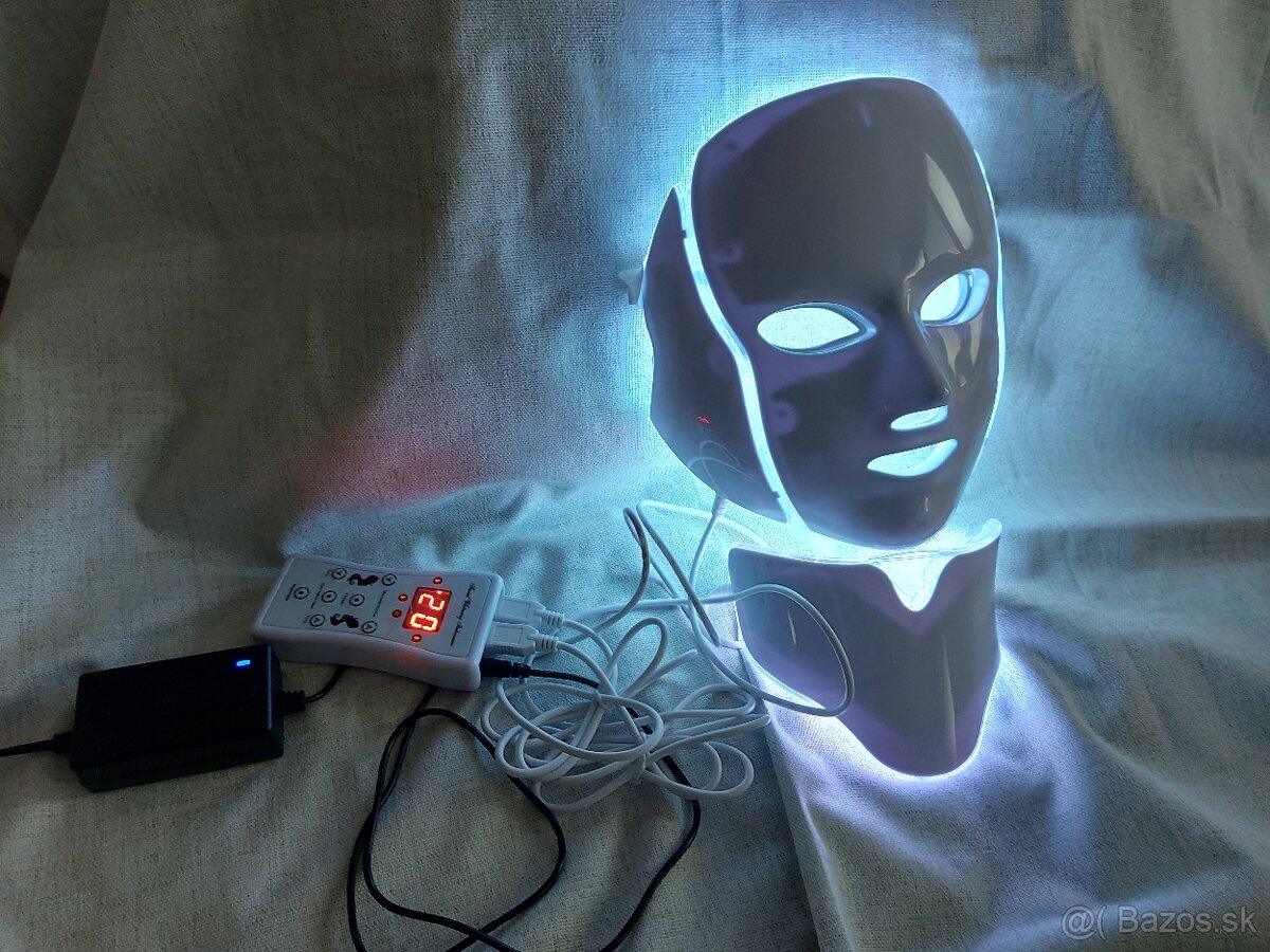 Kozmetický prístroj LED maska - 9