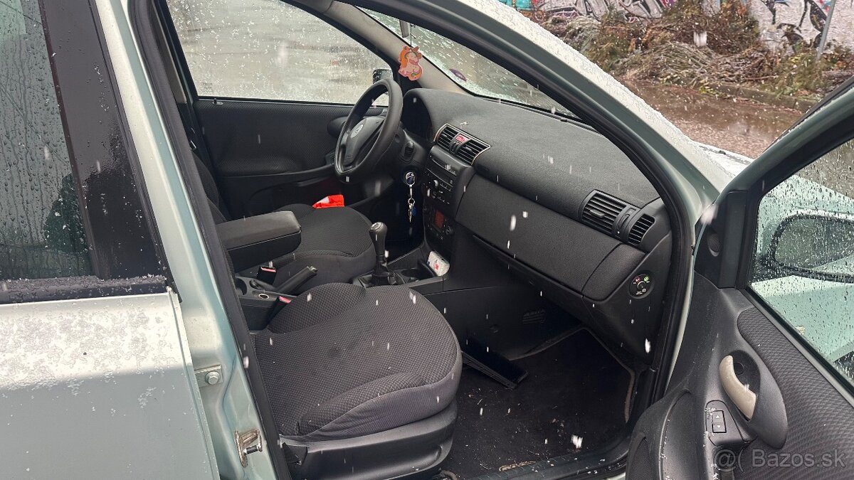 Fiat stilo 1.9jtd 85kw 1.9 combi pojazdné - 9