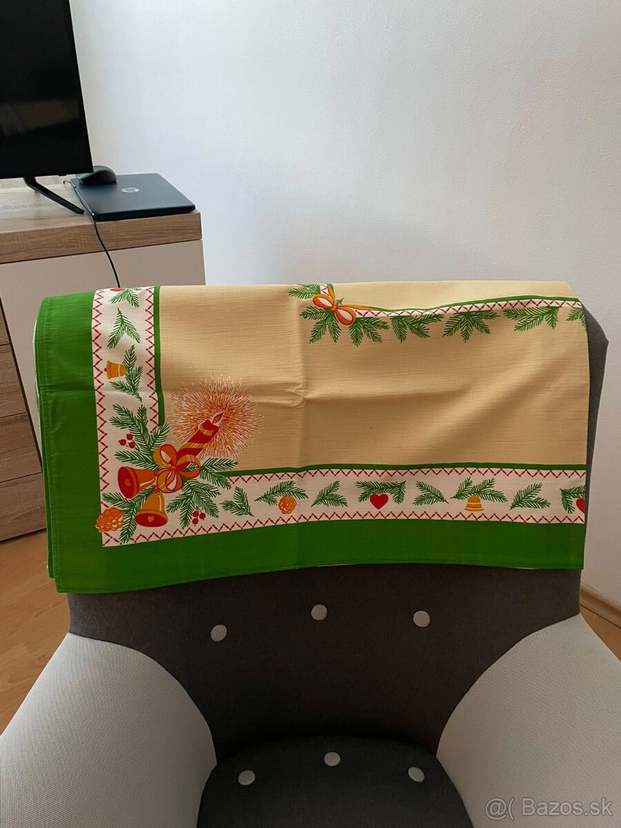 Obrusy 4, ks / AKO NOVE / - 9