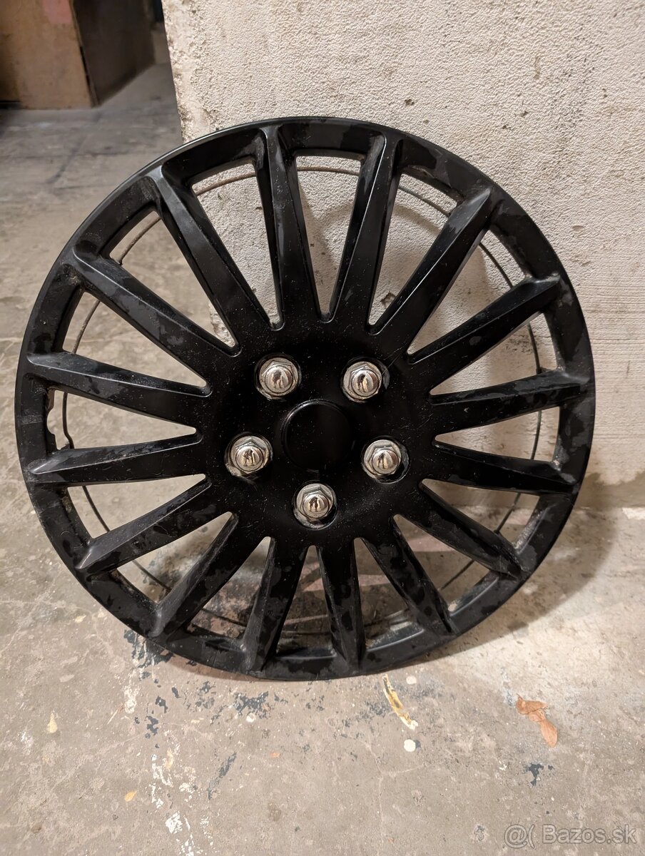 Zimne Bridgestone 185/65 R15 s plechovými diskami - 9