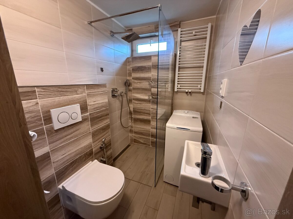 Rodinný dom 5+1, Žilinská Lehota , 160m², slnečný pozemok - 9