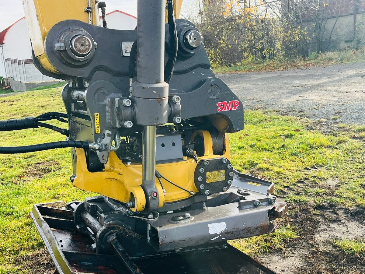 Kolesové rypadlo Caterpillar M316F - 9