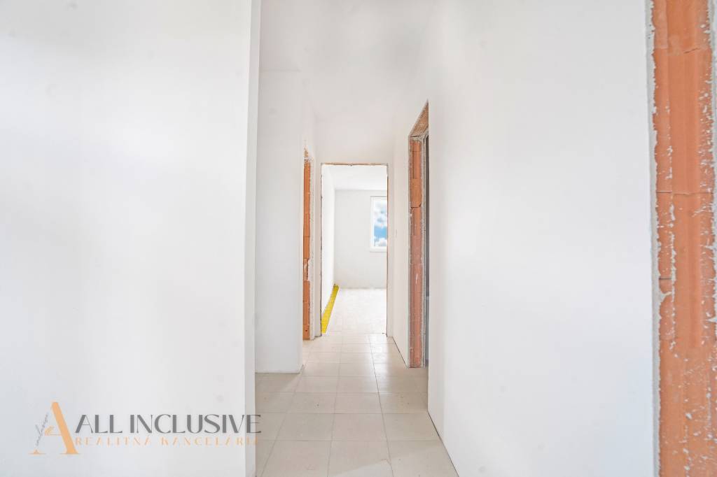 ALL INCLUSIVE | NA PREDAJ 3-IZB. BYT SO ZÁHRADKOU V DUNAJSKE - 9