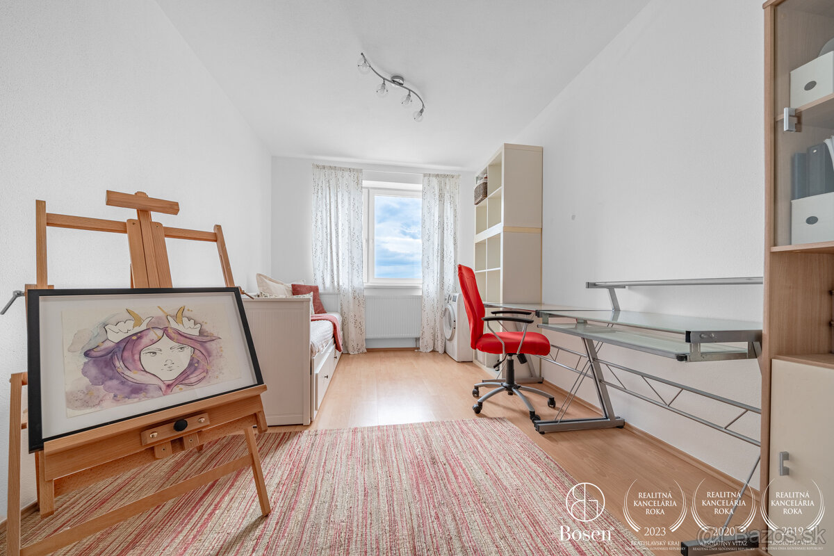 BOSEN | 3- izbový priestranný byt Budatínska ulica - Petržal - 9