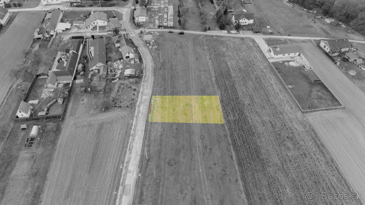 Na predaj pozemok v Pochabanoch - 9