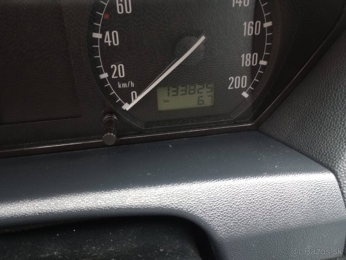 Škoda fabia 1.2 12v - 9