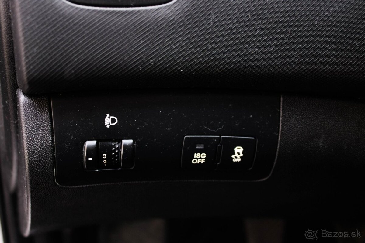 Kia Cee´d SW 1.4 CVVT 16V LX - 9