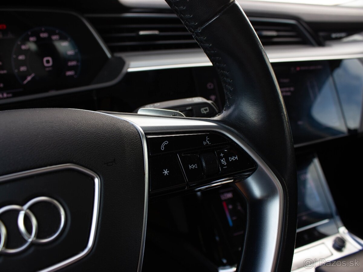 Audi E-Tron 50 Quattro - 9