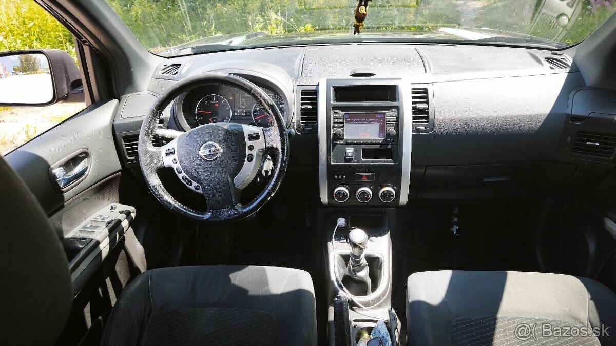 Nissan X-Trail T31 - 9