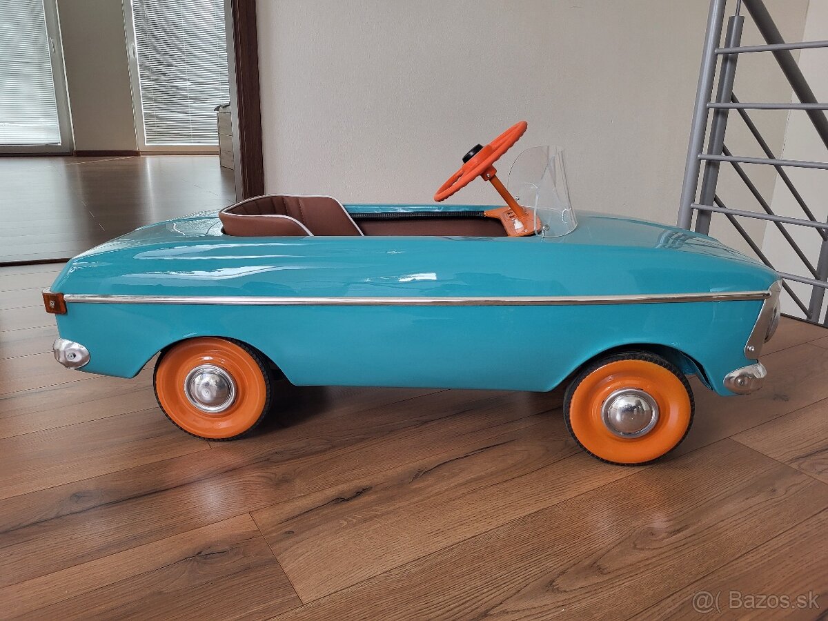 Šlapacie autíčko moskvič - 9