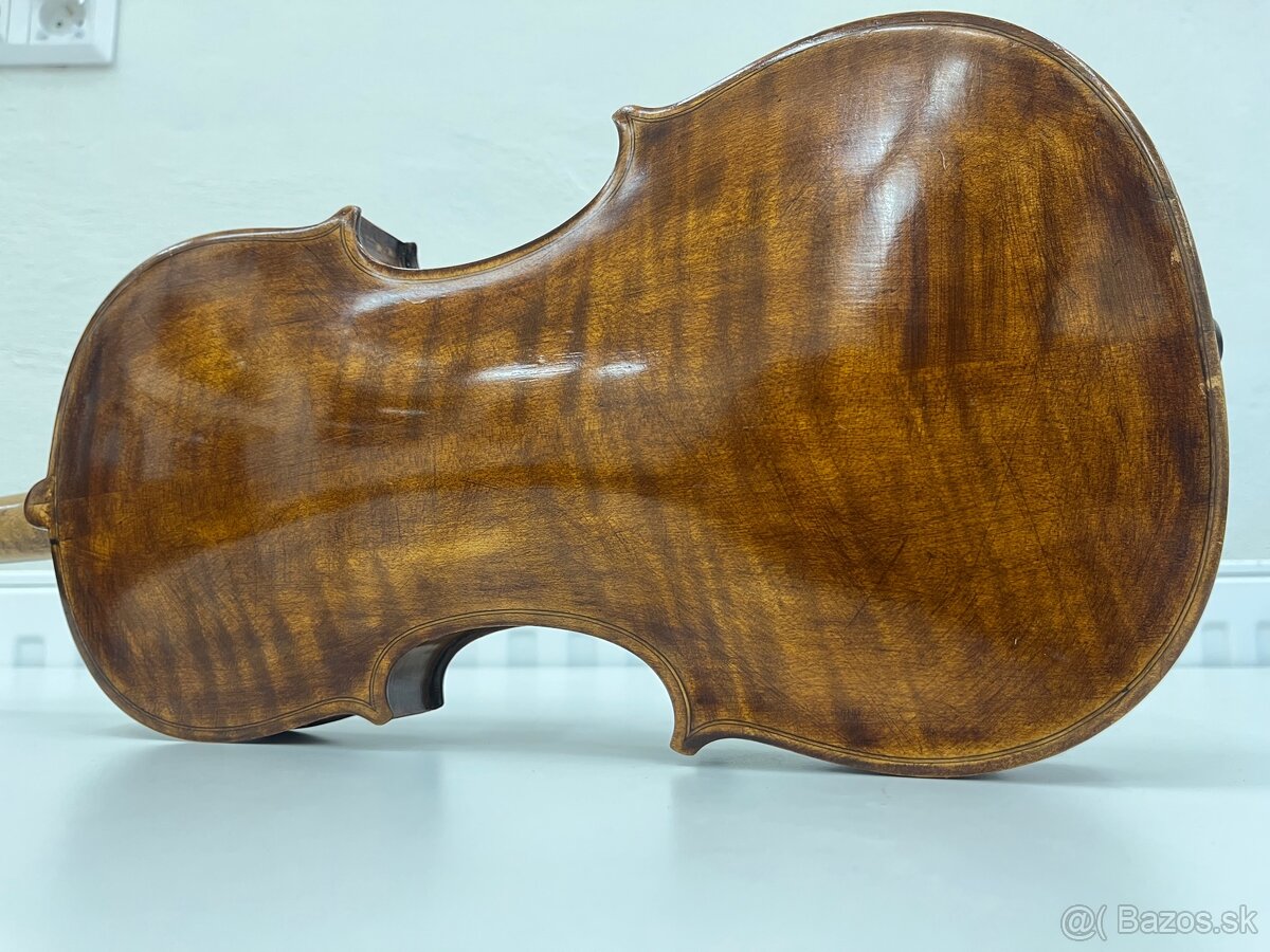 Staré “ploché “husle - 9