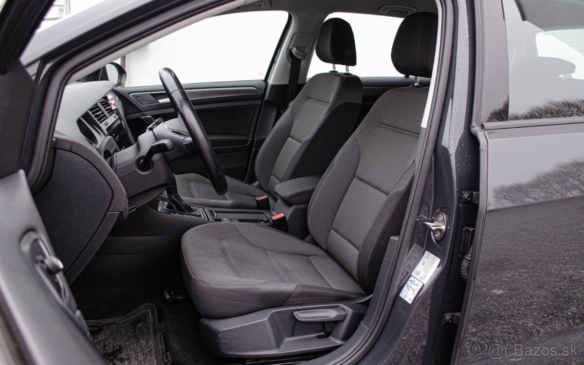 Volkswagen Golf e - 9