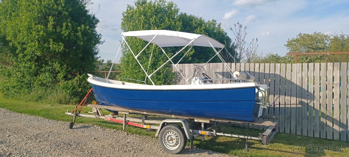 Motorový čln, loď Any 430 - 9