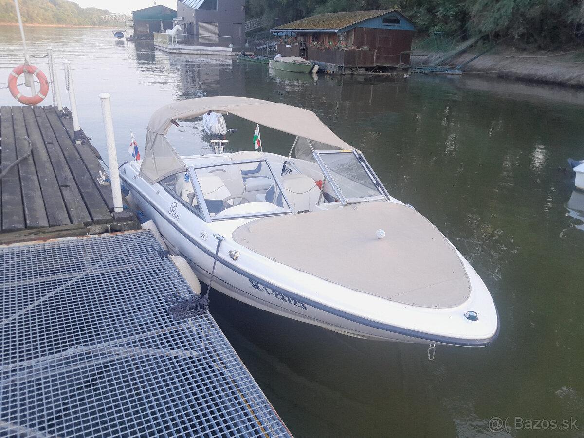 Motorový čln,BAYLINER 175LS + príves - 9