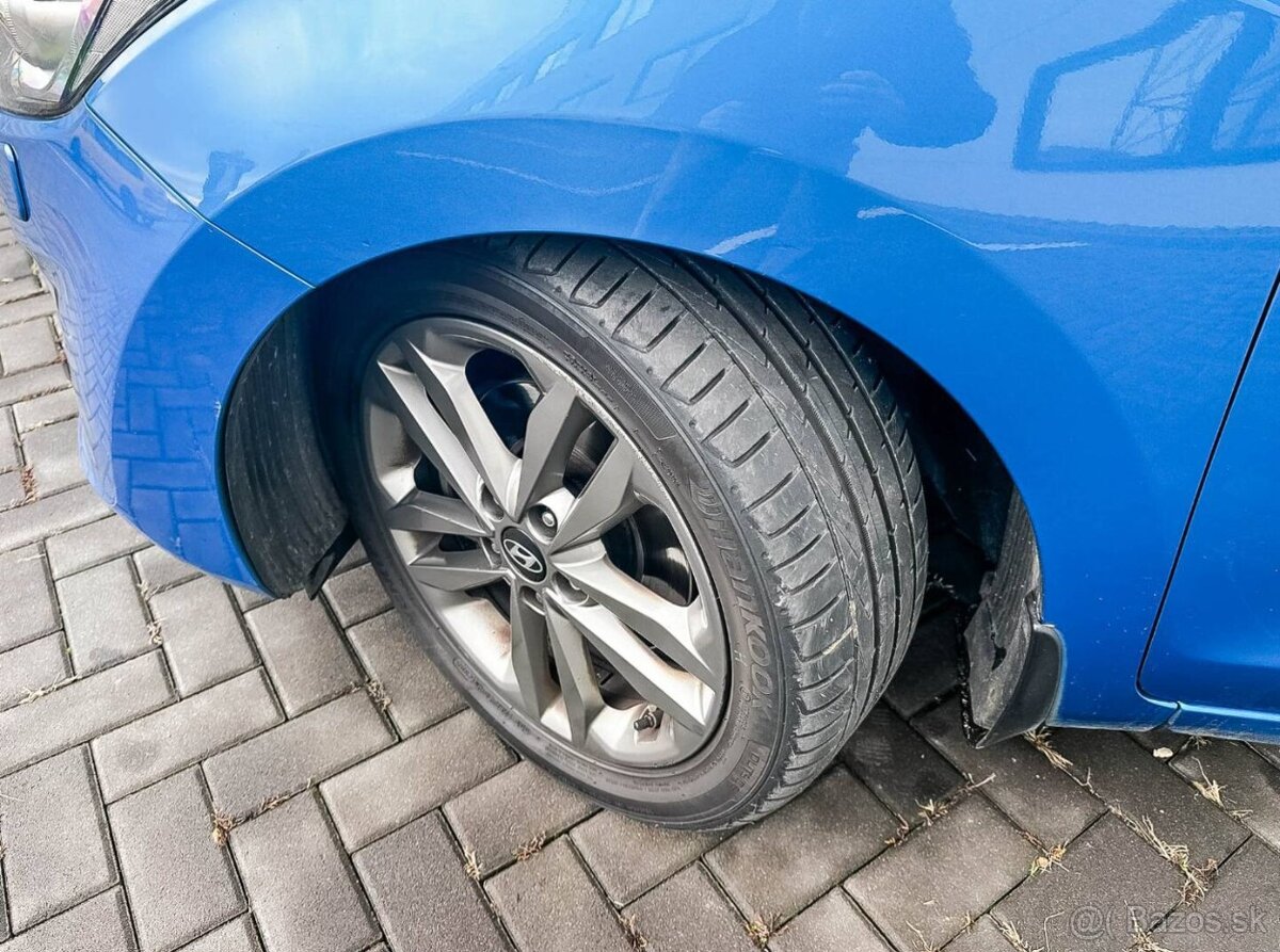 Hyundai i30 CW 1.6 CRDi 136 Style - 9