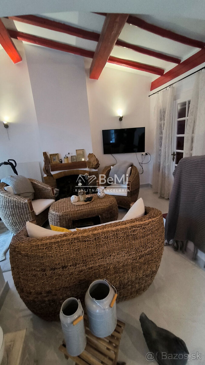 Chata v obci Chľaba, okr. Nové Zámky, 1112m2 - 9