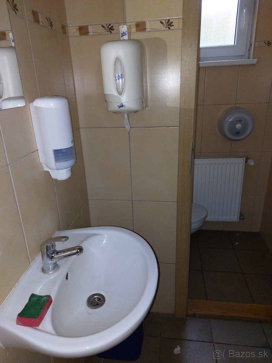 Prenájom kancelárske priestory od 20m2 pri Europe BBystrica - 9