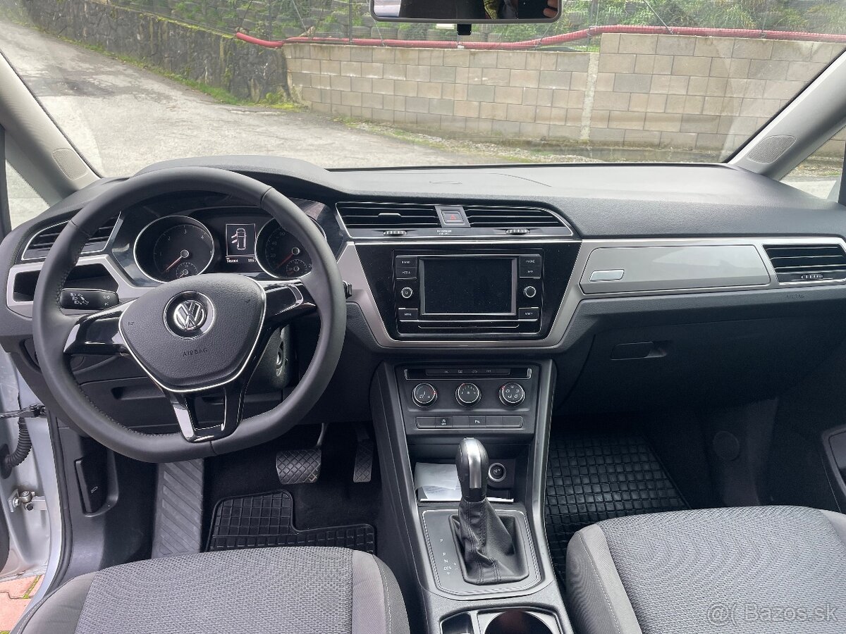 Volkswagen touran 2.0tdi 2020 - 9
