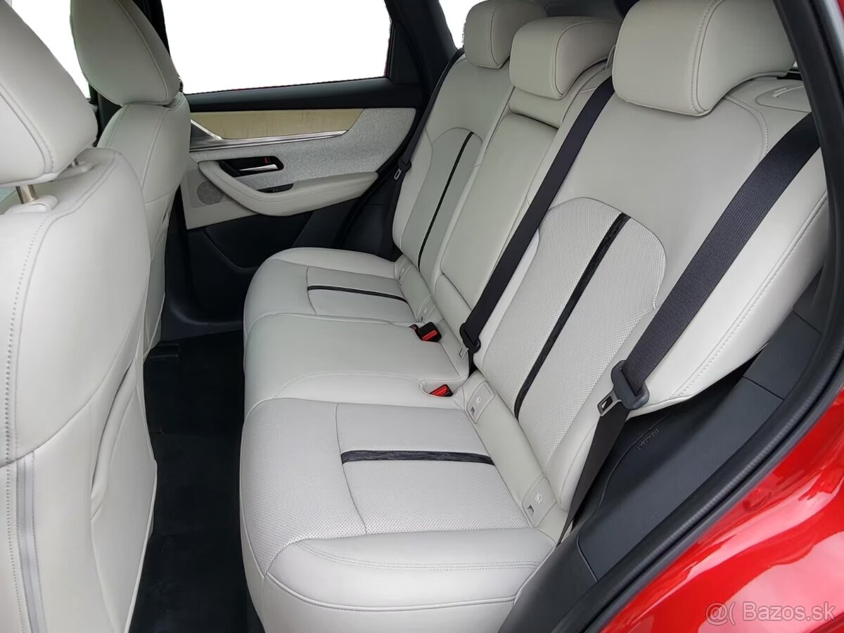 Mazda CX-60 2.5l PHEV TAKUMI ODPOČET DPH - ZĽAVA 30.9% - 9