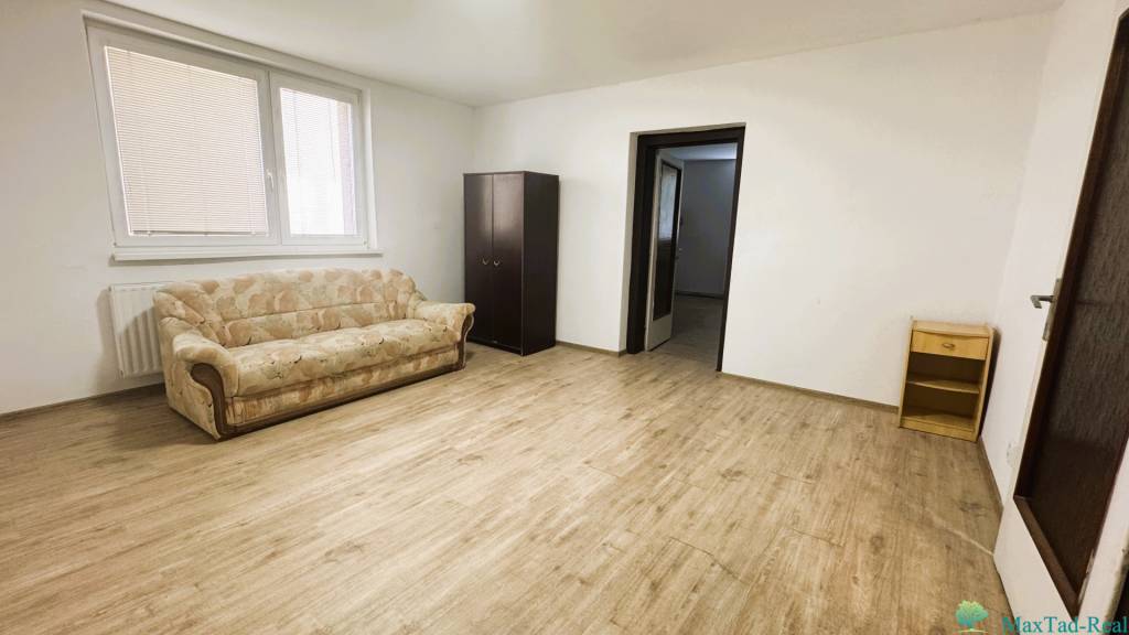 ponuka v Trebišove, dvojpodlažný rodinný dom, Budovateľská, - 9