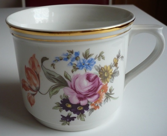 porcelán,lyžičky... - 9