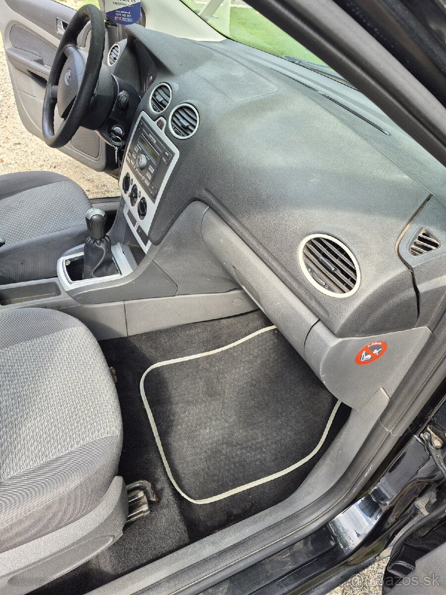 Predám Ford Focus - 9