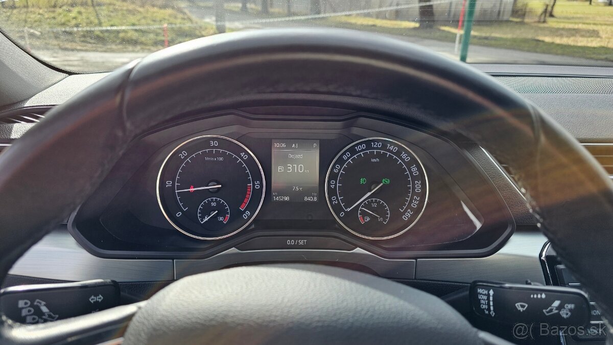 Škoda Superb 1.6 TDI Ambition DSG 2017 - 9