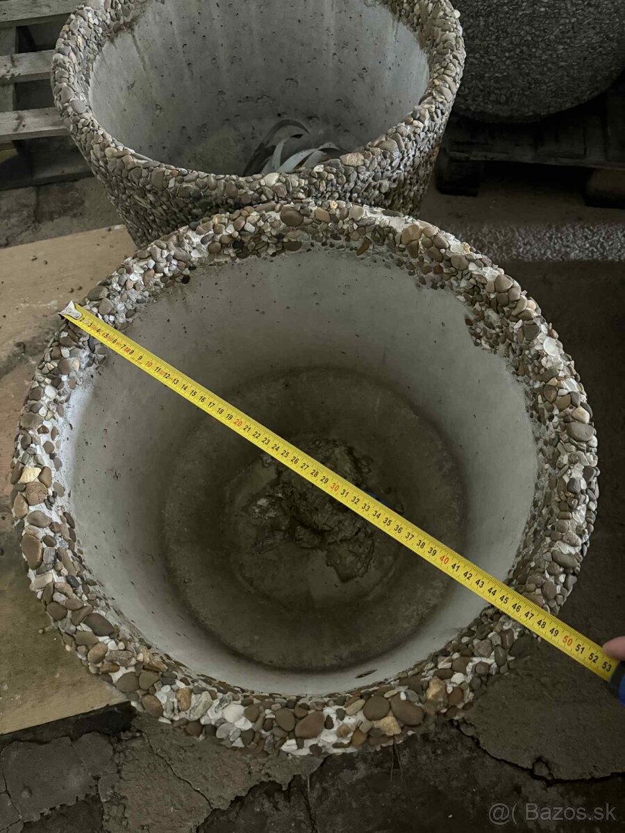 Betónový kvetináč - 9
