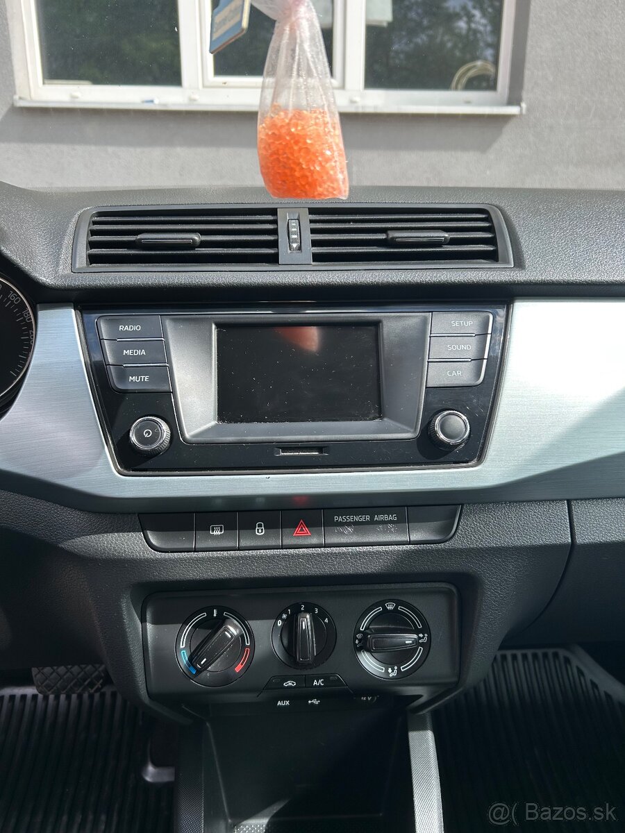 Škoda Fabia 1.0 TSI automat - 9