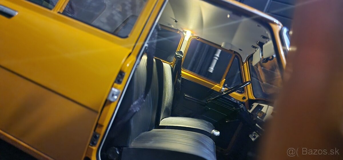 Predám Škoda 100 1:8 DeAgostini - 9