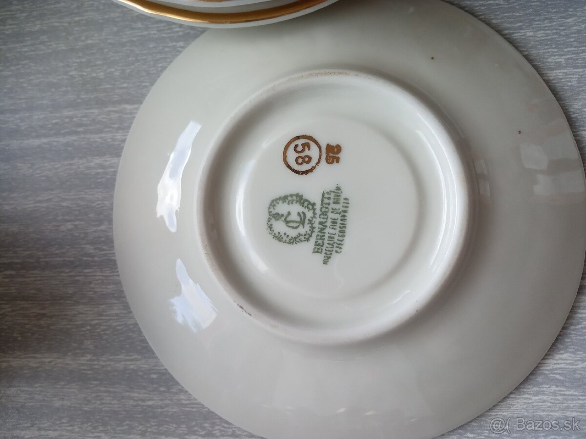 Šálky a podšálky, porcelán. - 9