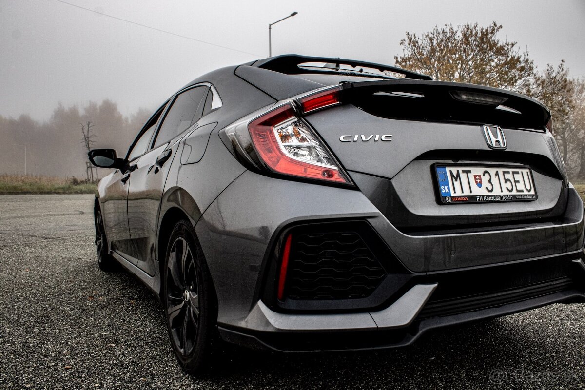 Honda Civic 1.0 DOHC VTEC Turbo Elegance - 9