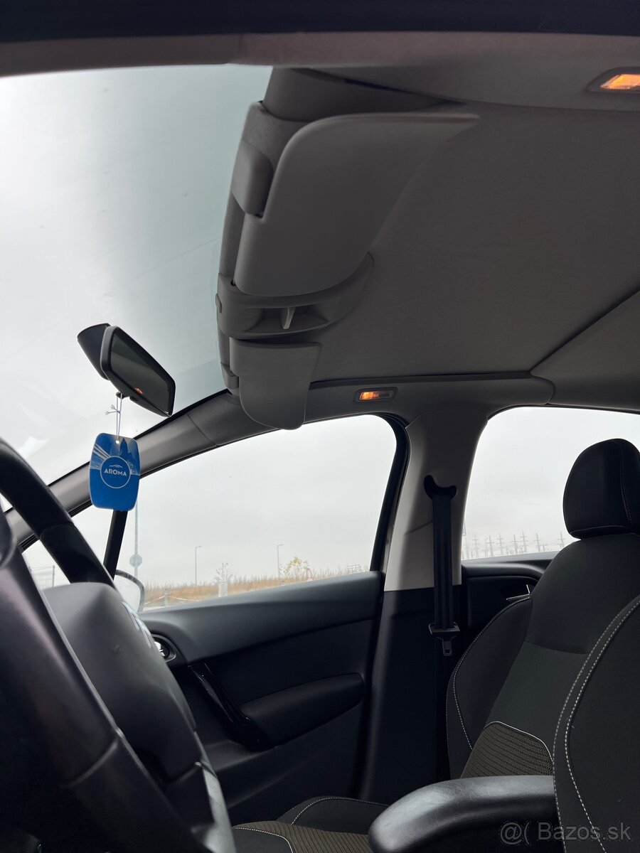 Citroen C3 1,4i 54KW 2012 - 9