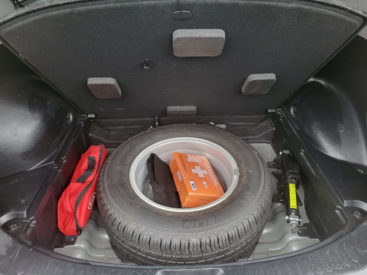 Kia Sportage 1.6 gdi - 9