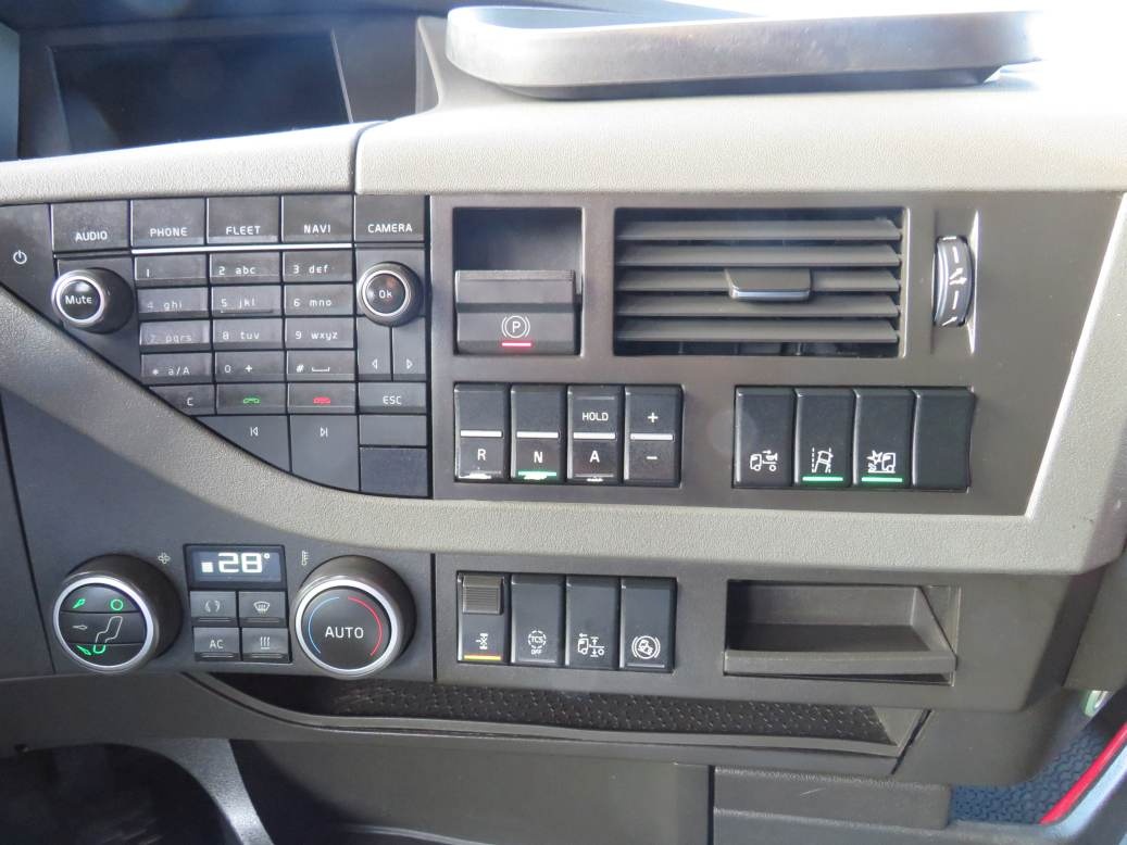 VOLVO FH 460 E6 I-SAVE – 08/2020 – 496 163 km – AluDisky – - 9