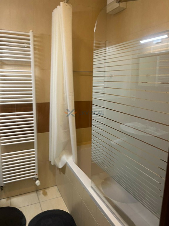 Na prenájom štýlový 2-izbový byt s parkovacím miestom - 9